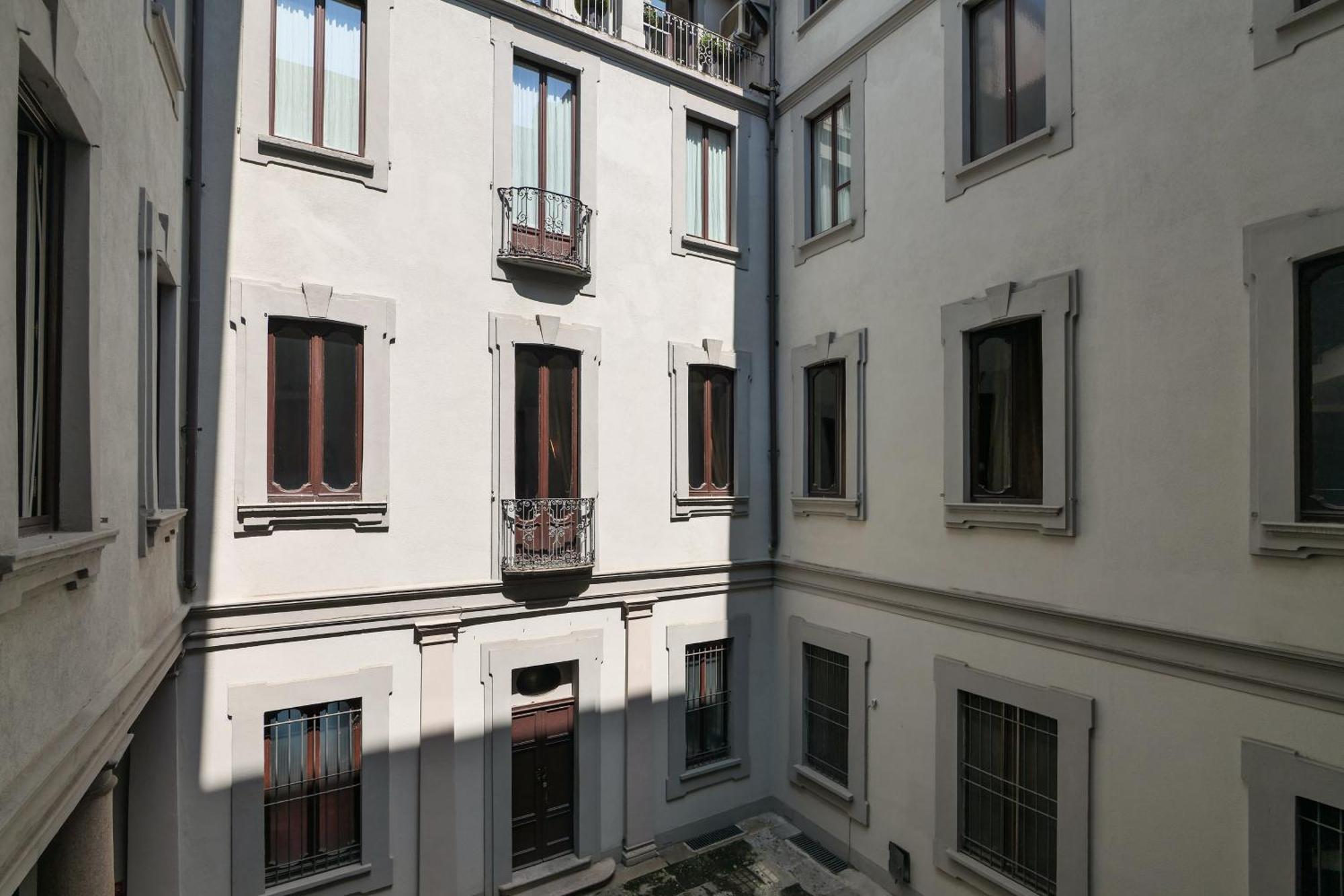 Prestige Boutique Aparthotel - Montenapoleone Milan Extérieur photo